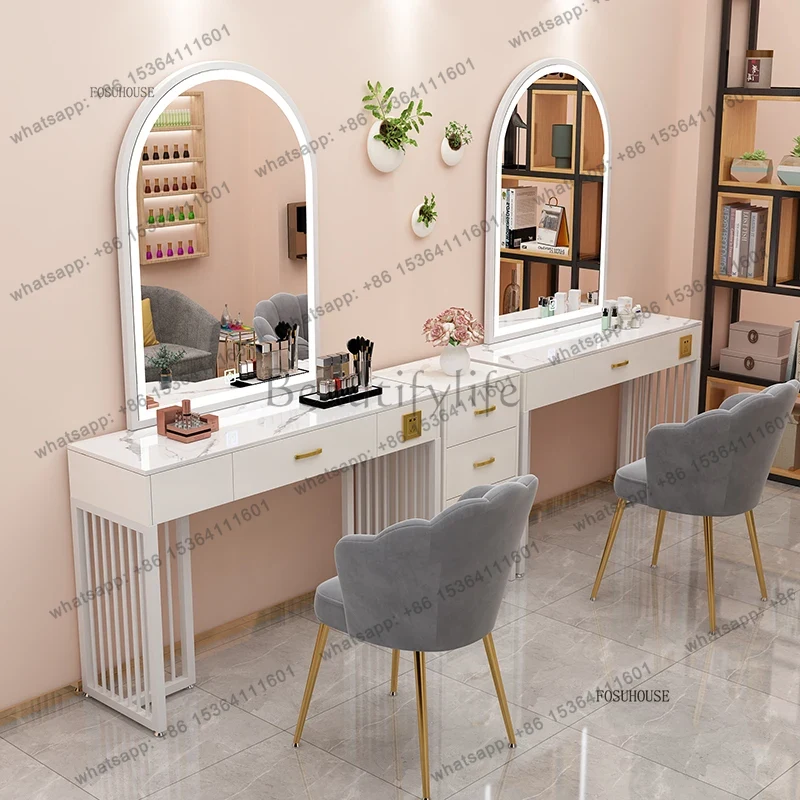 Profesjonalne toaletki do maki – Beauty Makeup Store recenzja i cena