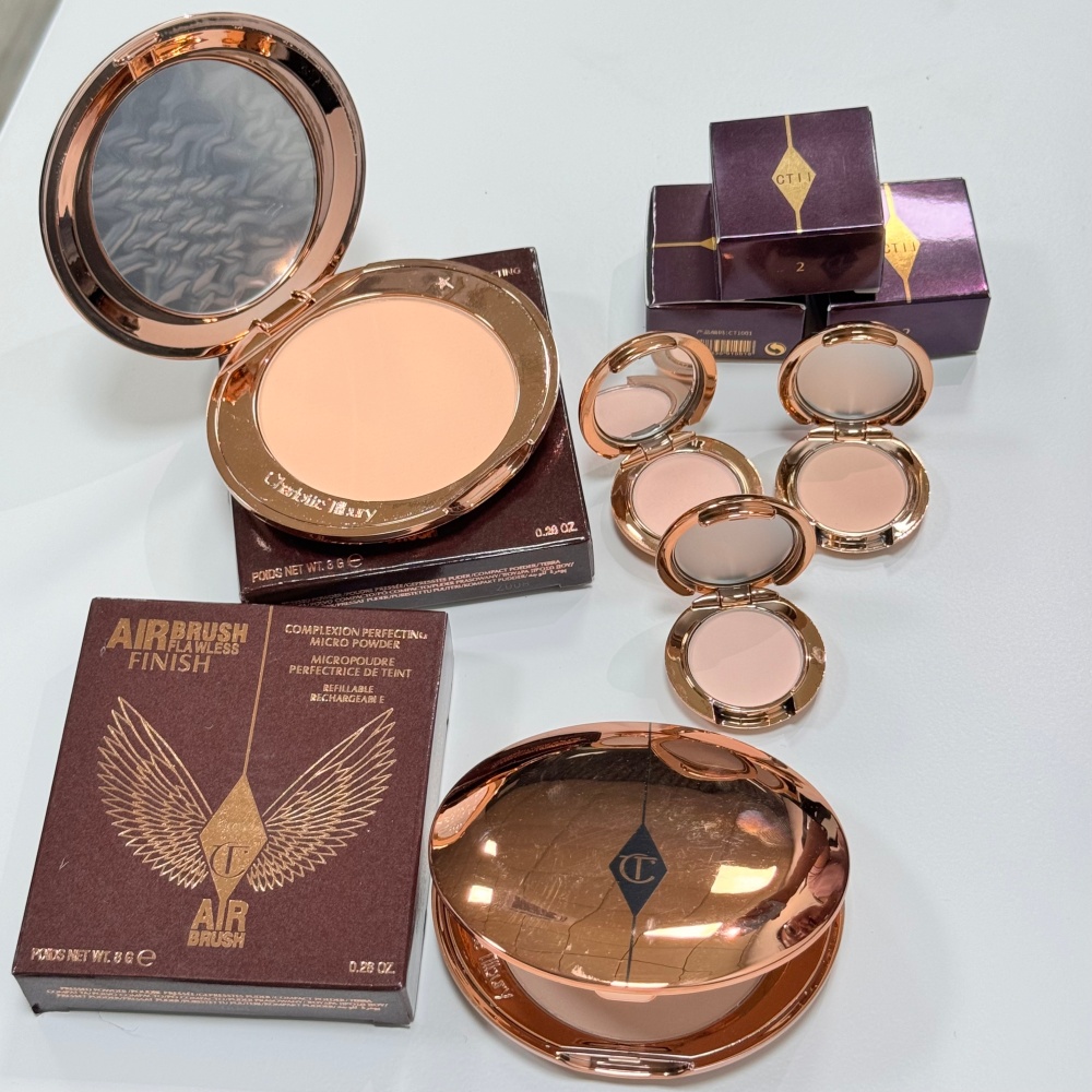 Charlotte Tilbury Airbrush Fla – Beauty Book Makeup Kit recenzja i cena
