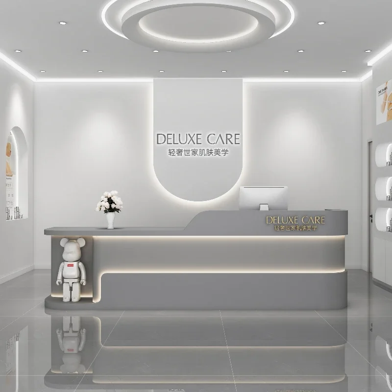 # Nowoczesne biurko do makijaż – Beauty Makeup Institute recenzja i cena
