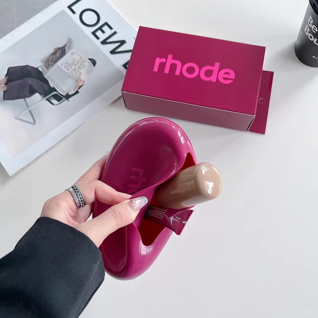 Modne kosmetyki popularnych ma – Huda Beauty Makeup Set recenzja i cena